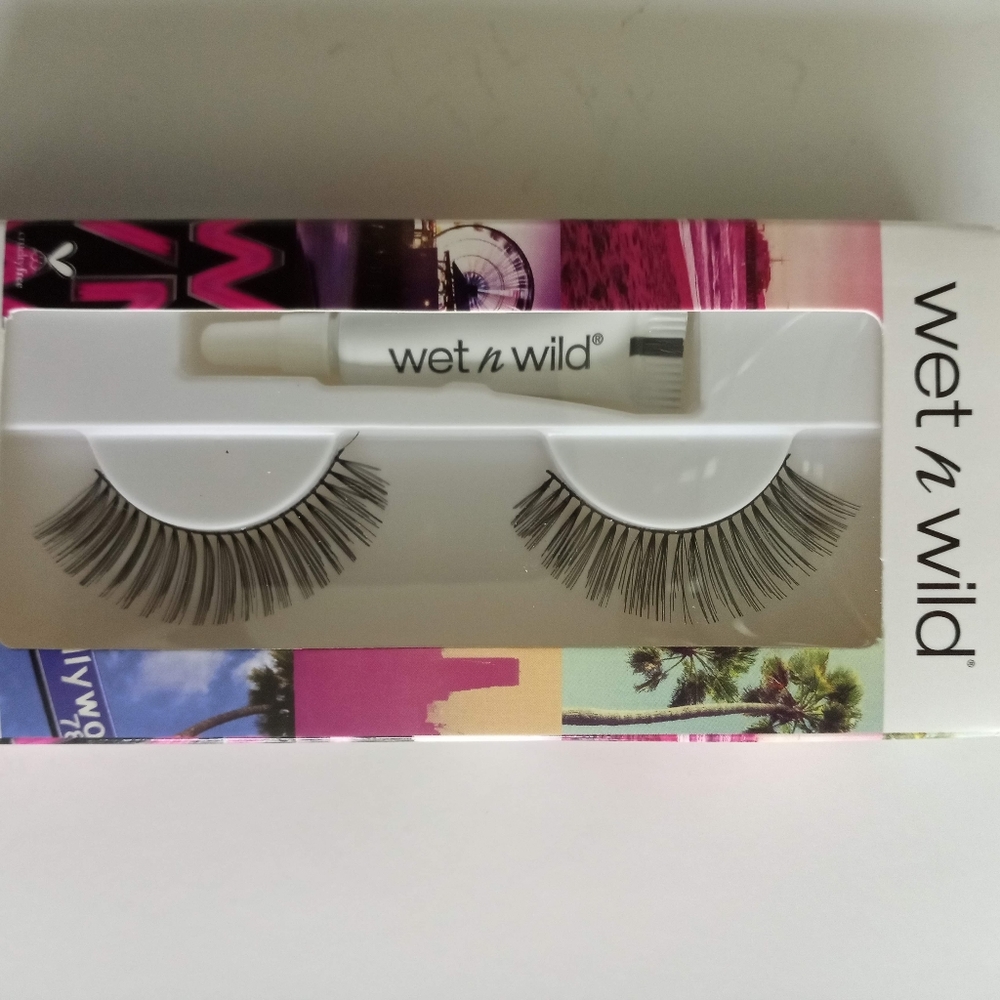Wet n Wild eyelash